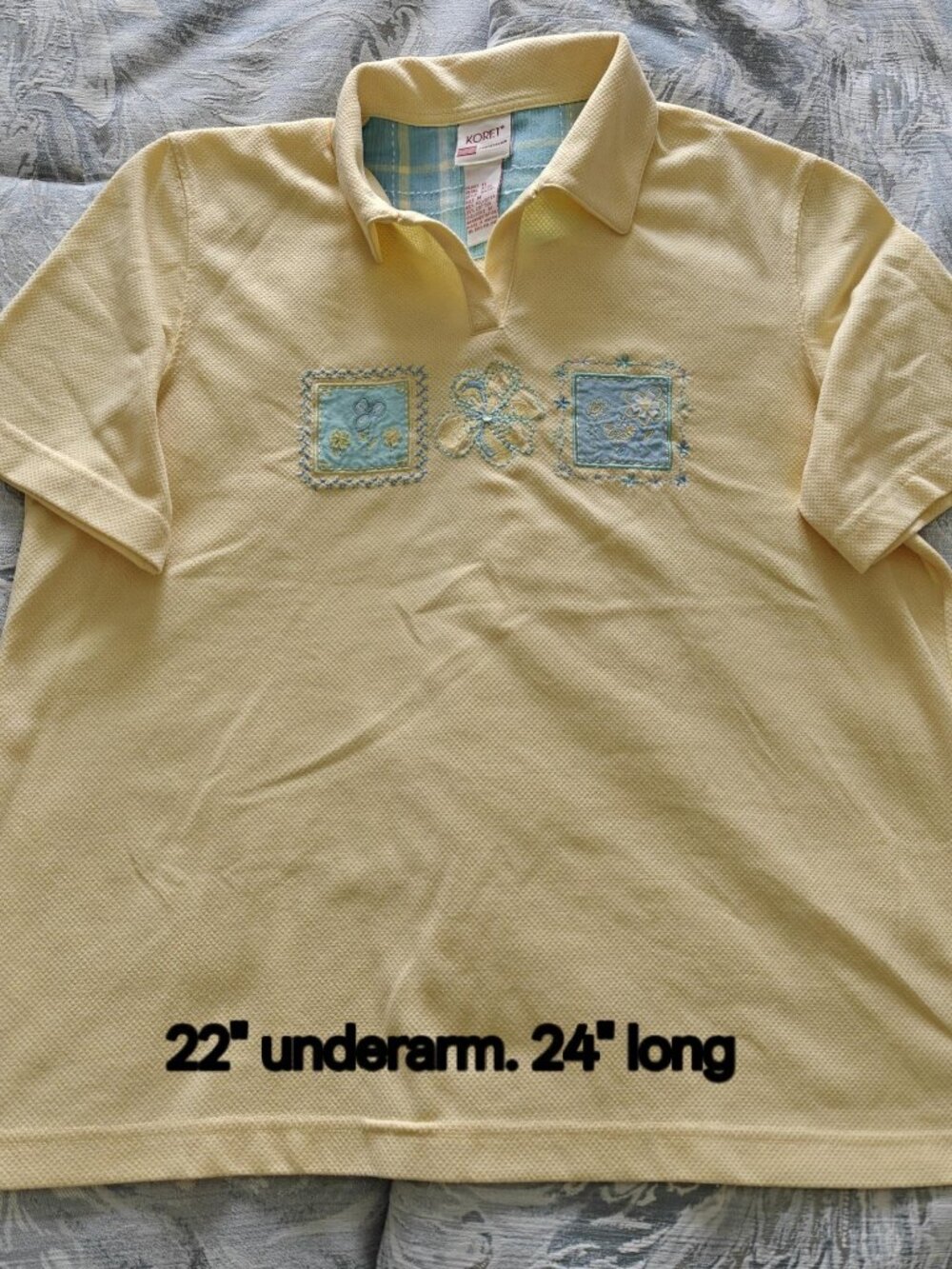 *Ladies Koret short sleeve knit top*